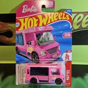 Mattel Hot Wheels Barbie Pink  Dream Camper